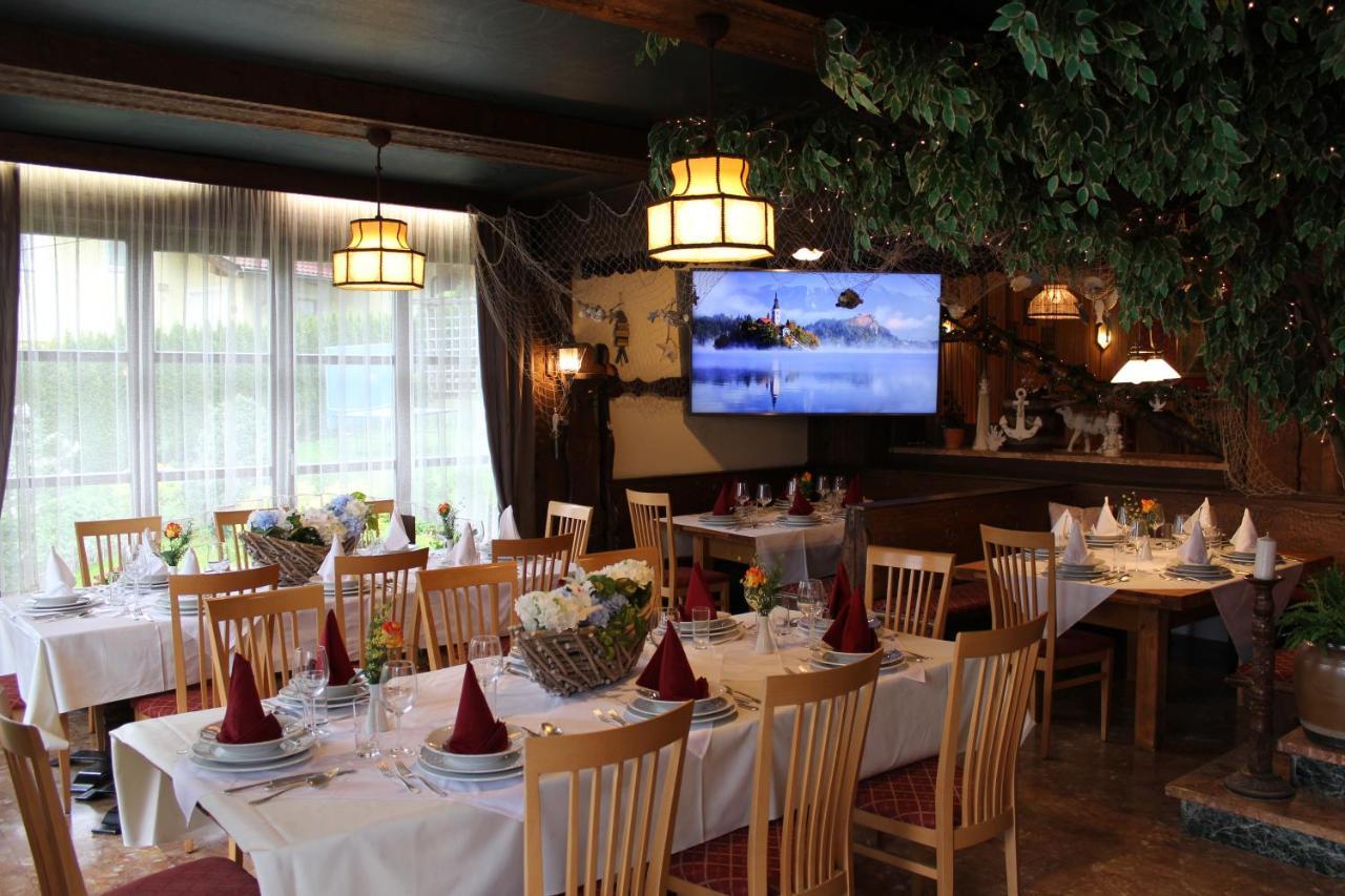 Hotel Alt Kirchheim Бад Кляйнкирххайм Экстерьер фото