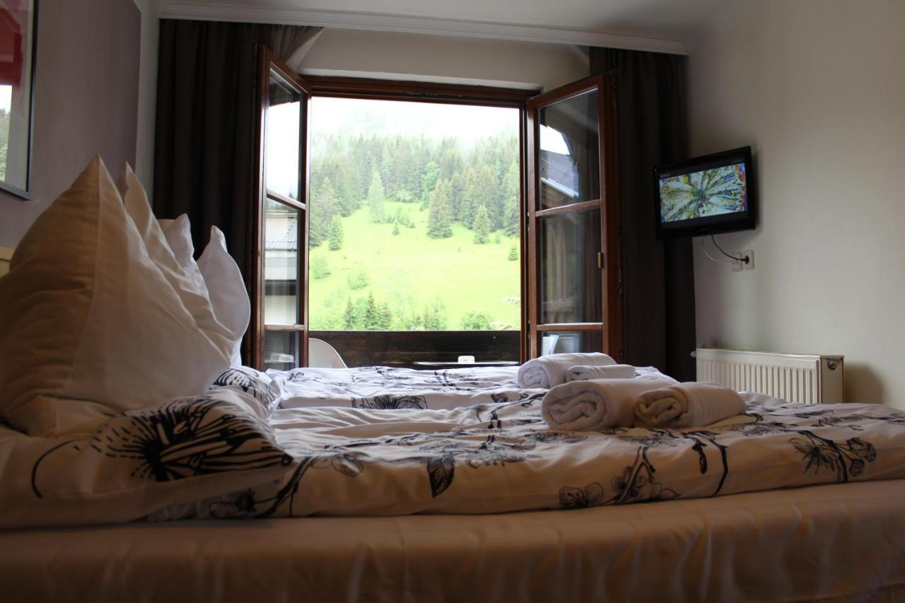 Hotel Alt Kirchheim Бад Кляйнкирххайм Экстерьер фото