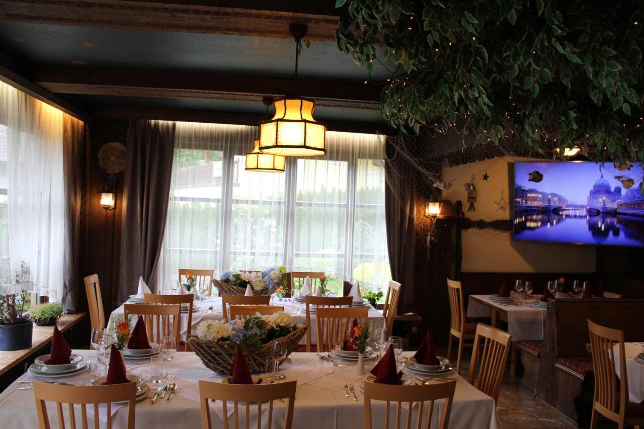 Hotel Alt Kirchheim Бад Кляйнкирххайм Экстерьер фото