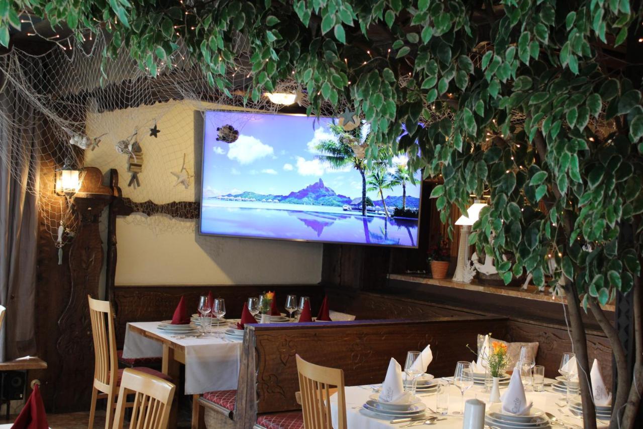 Hotel Alt Kirchheim Бад Кляйнкирххайм Экстерьер фото